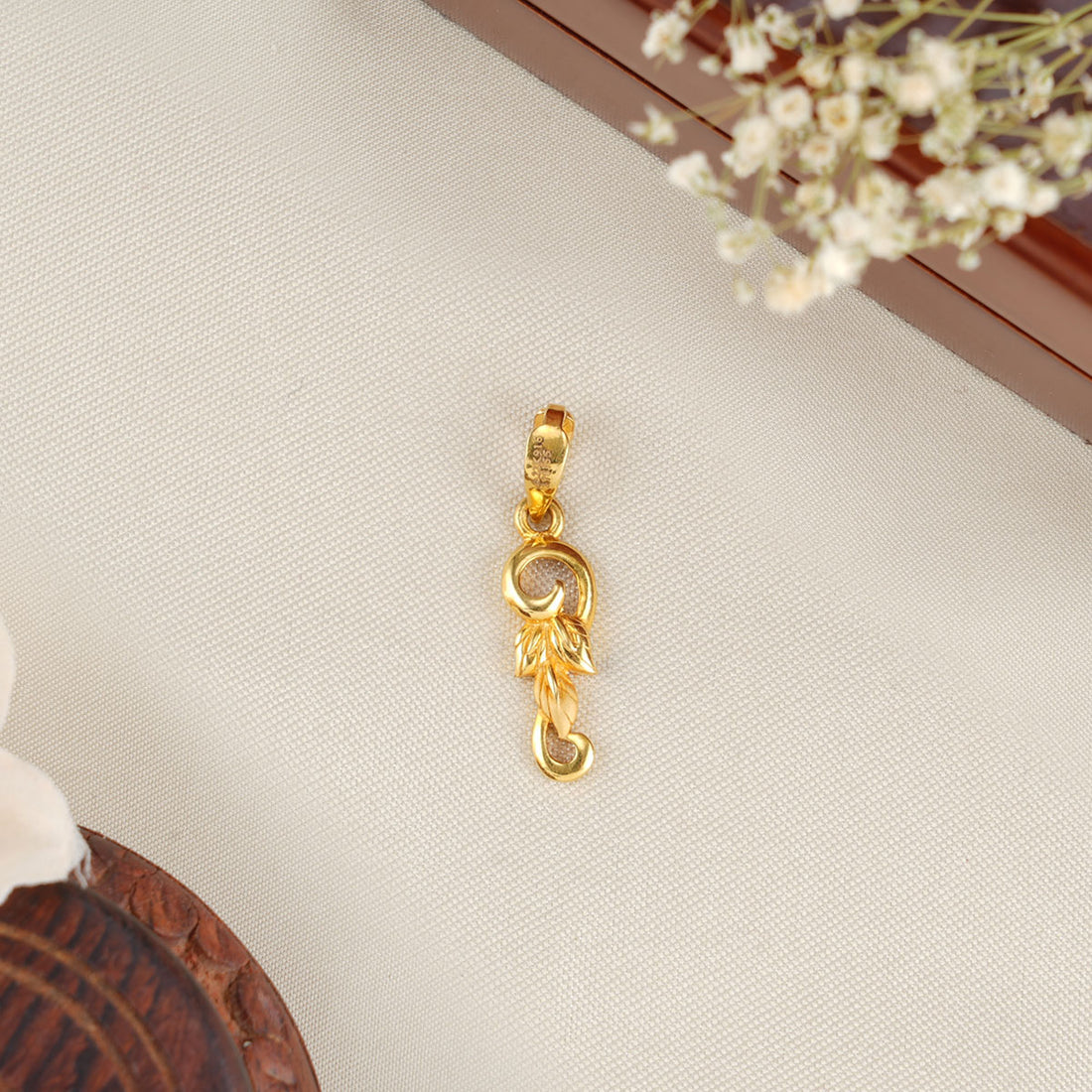 Floral Gold Pendant