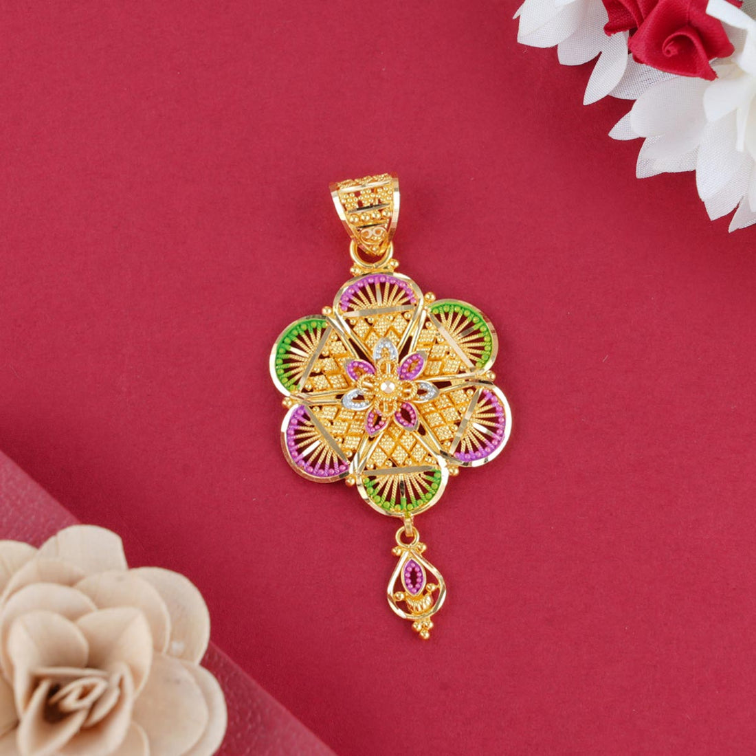 Charming Pendant