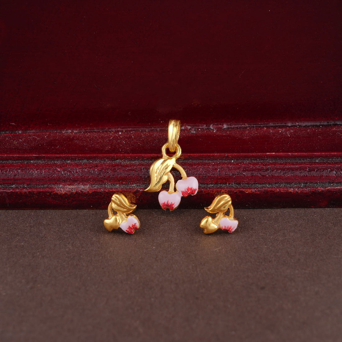 Cutie Frutie Pendant Set