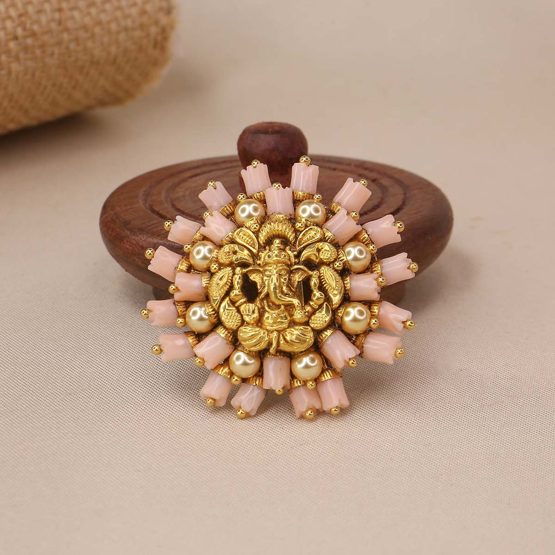 Chic &amp; Trendy Antique Pendant