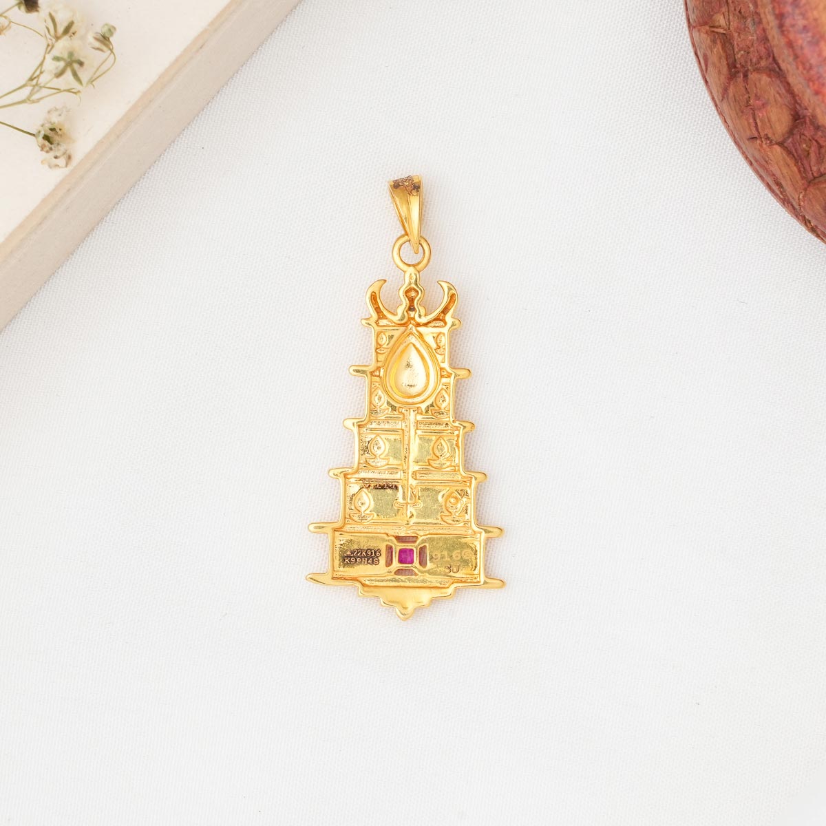 Shine Divine Pendant