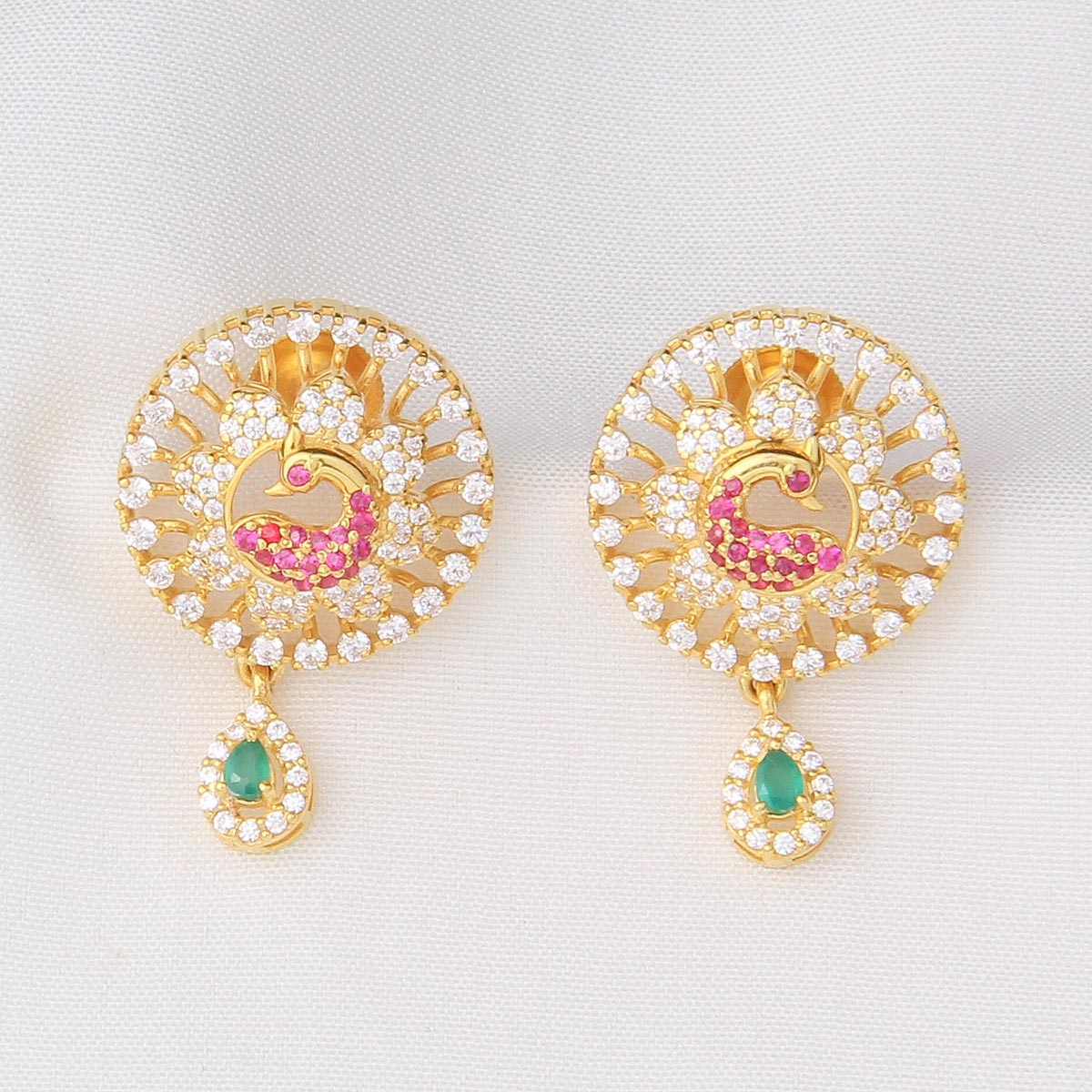 Dazzling Pendant Set