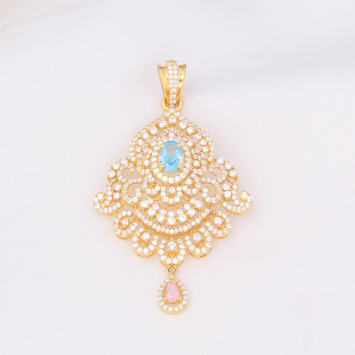 Ankitha Pendant Set