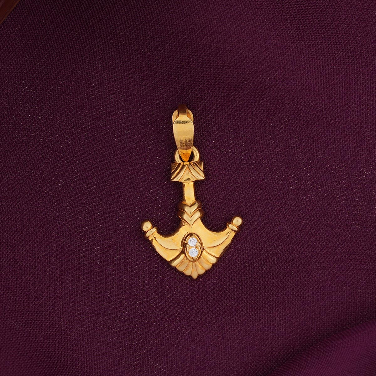 Arch Gold Pendant
