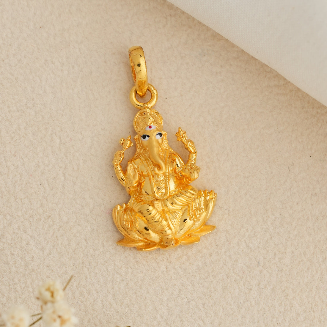Vibrant Ganesha Gold Pendant