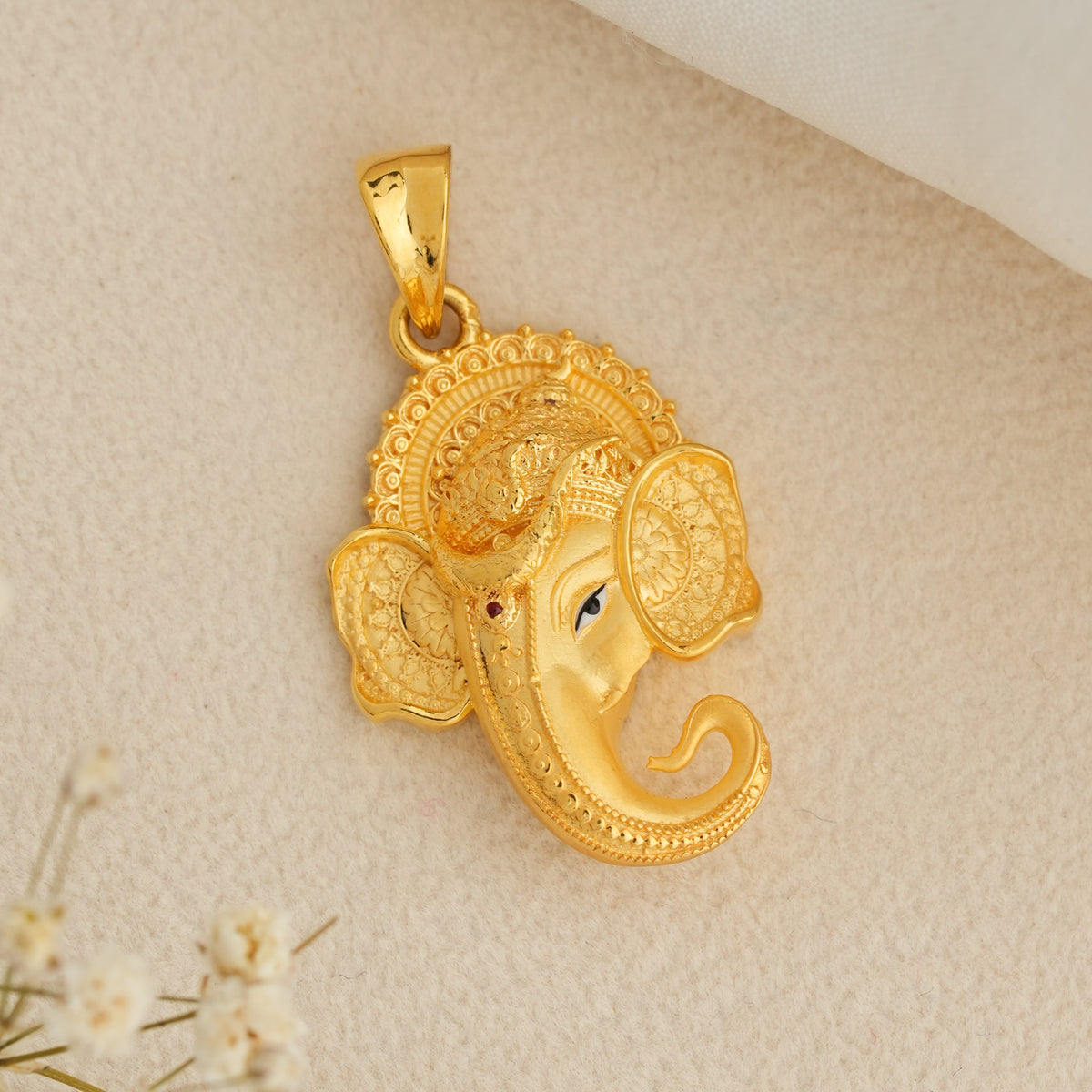 Vara Vinayagar Gold Pendant