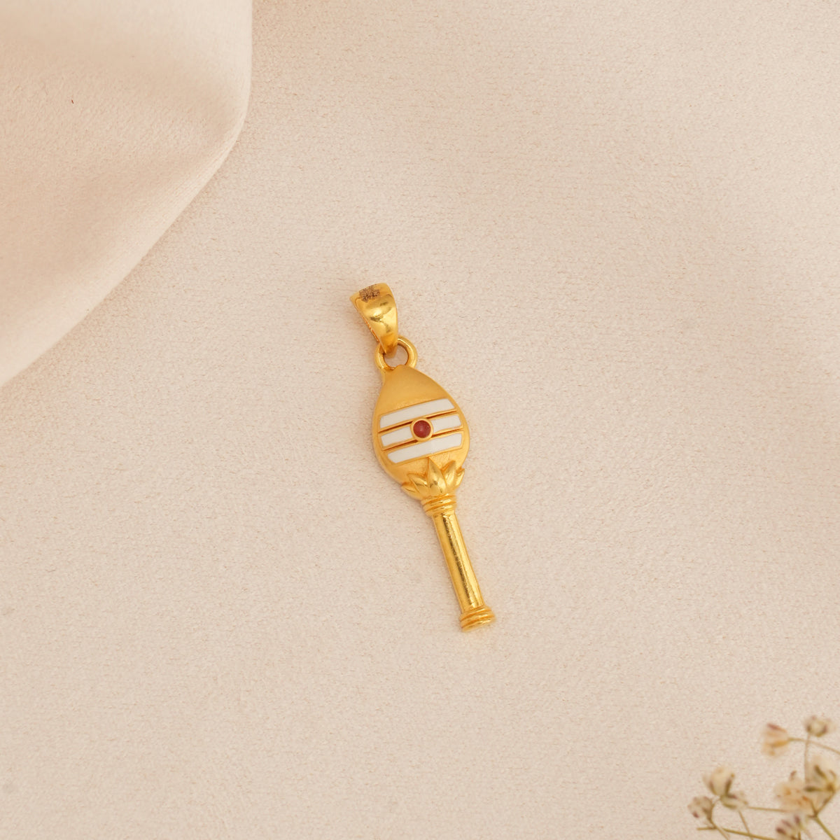 Kumara Divine Gold Pendant