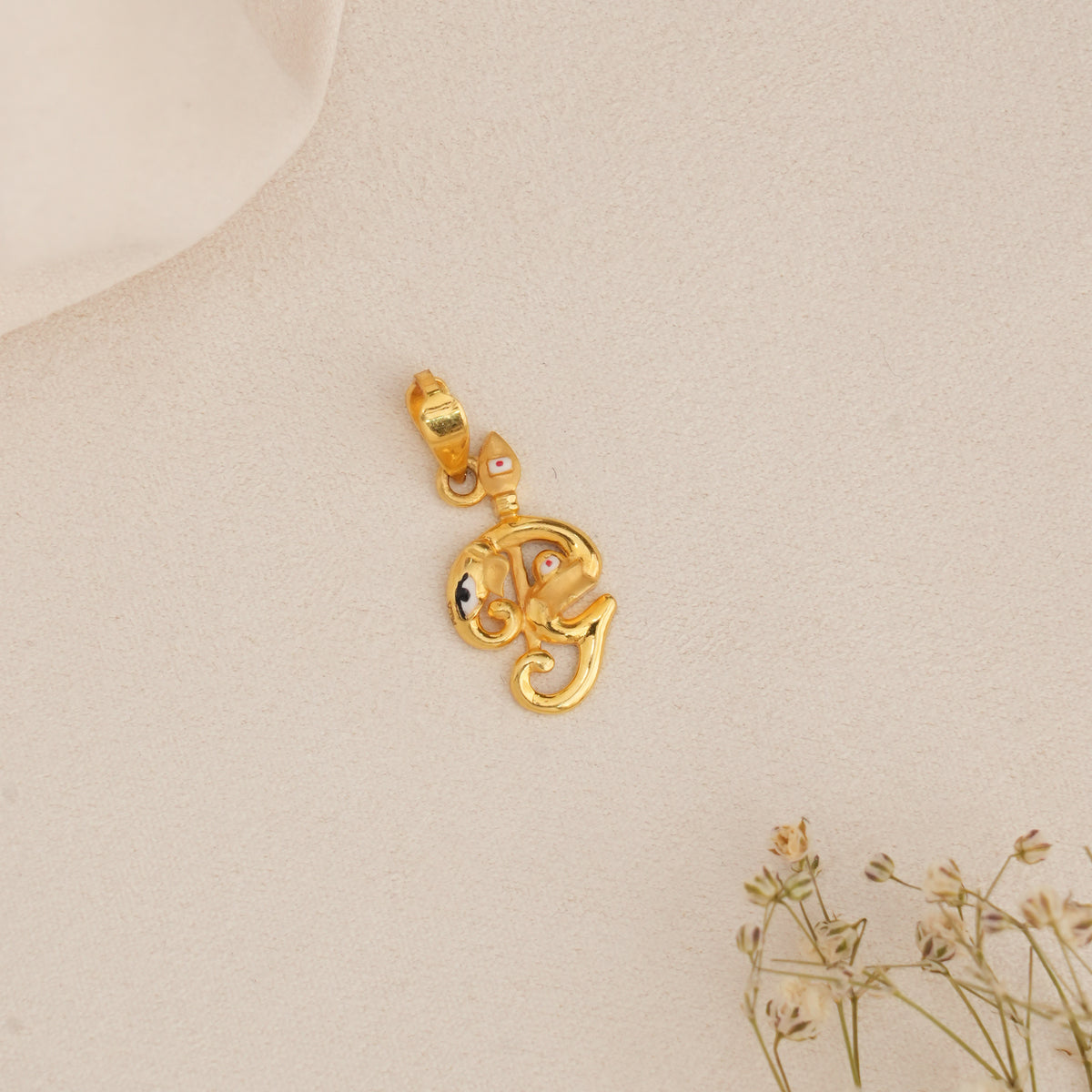 Om Shanmuga Gold Pendant