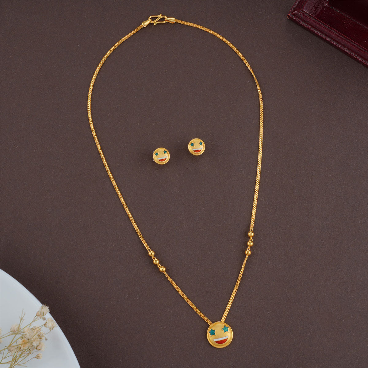 Emoji Chain With Studs