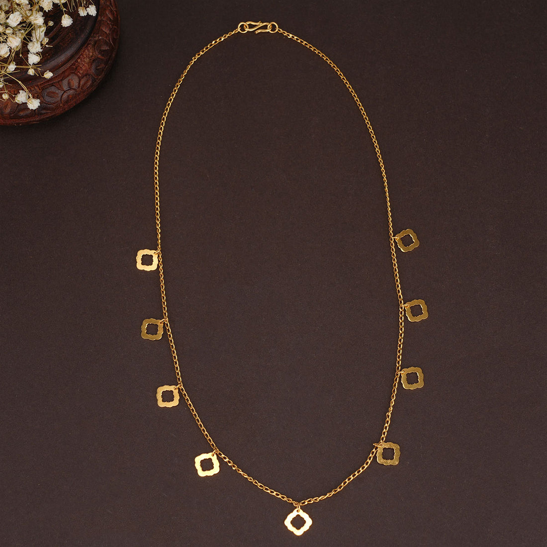 Dazzling hanging  Chain