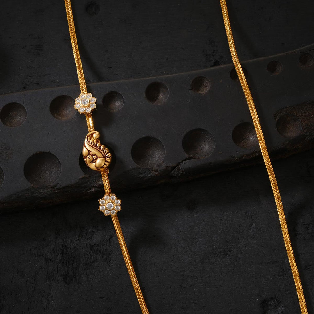 Lithikha Mugappu Chain