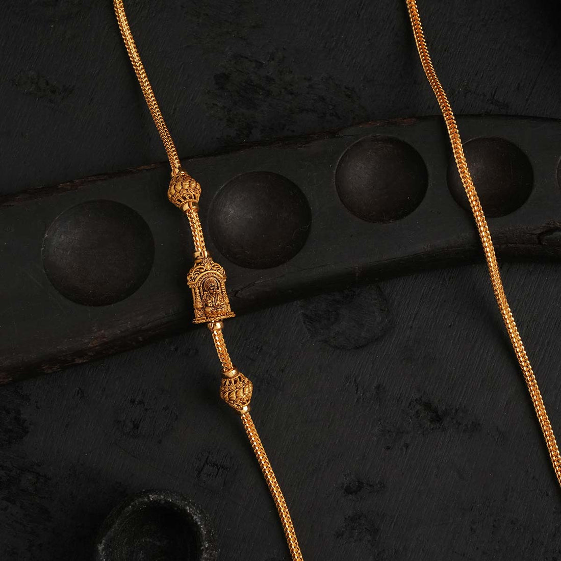 Gorgeous Mugappu Chain