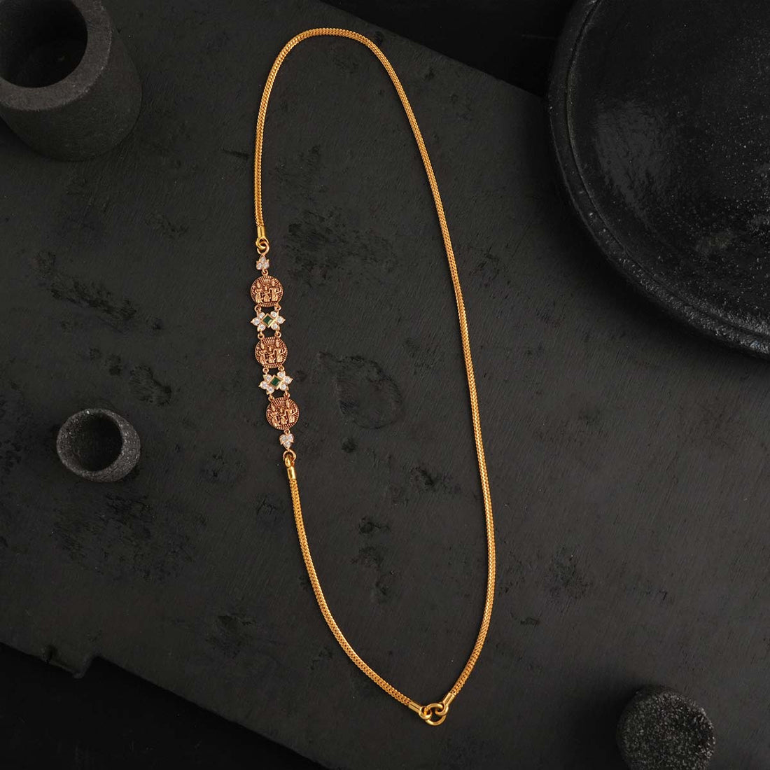 Yalikhasri Mugappu Chain