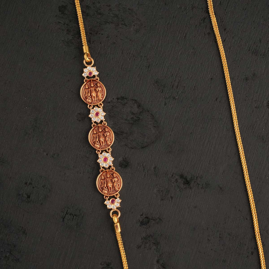 Rudra Rekha Mugappu Chain