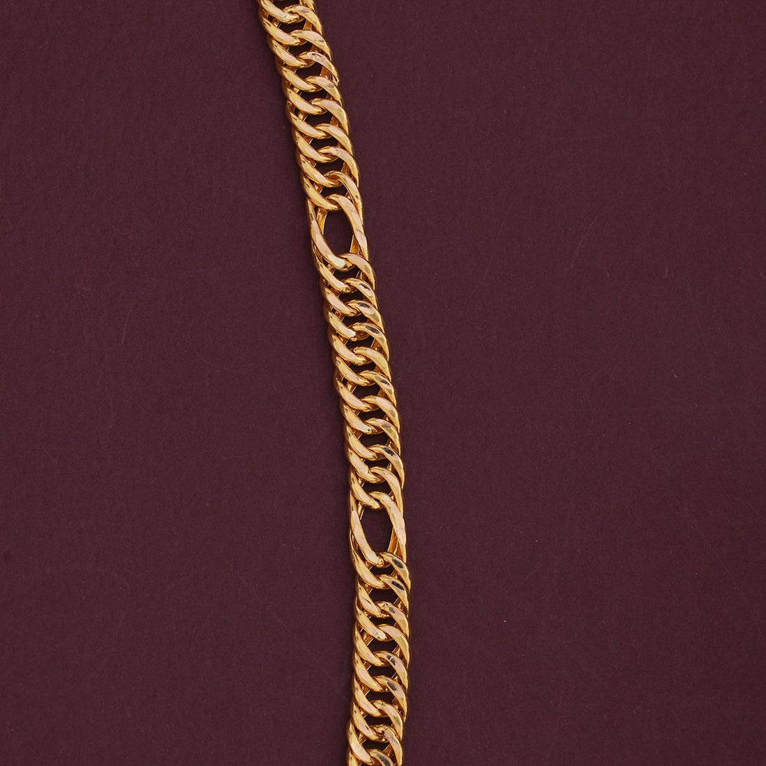 Siyanika Gold Chain