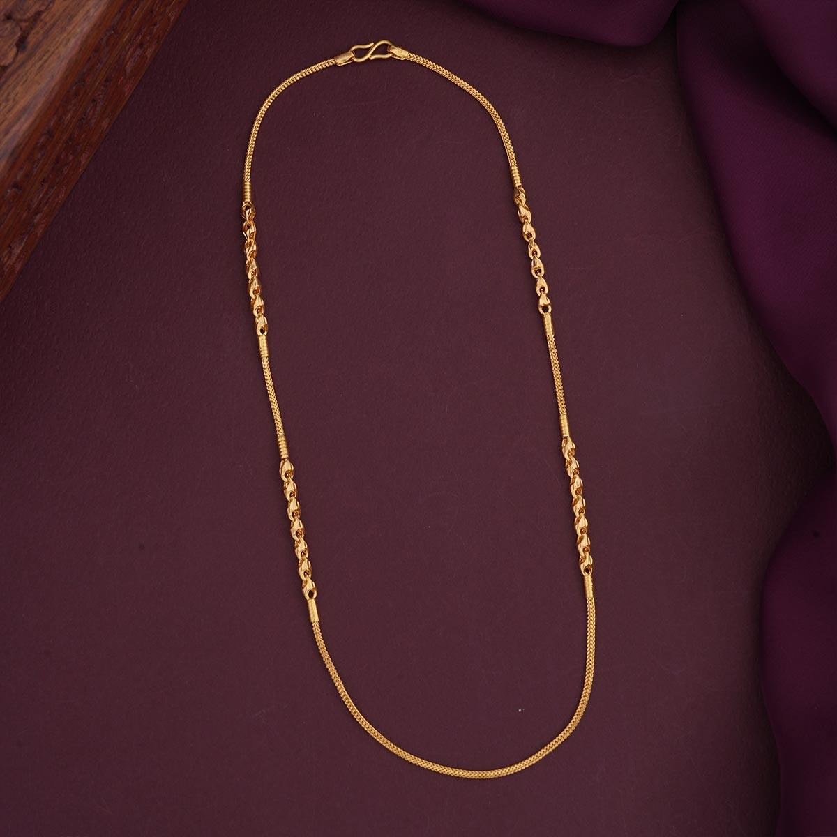 Harini Gold Chain