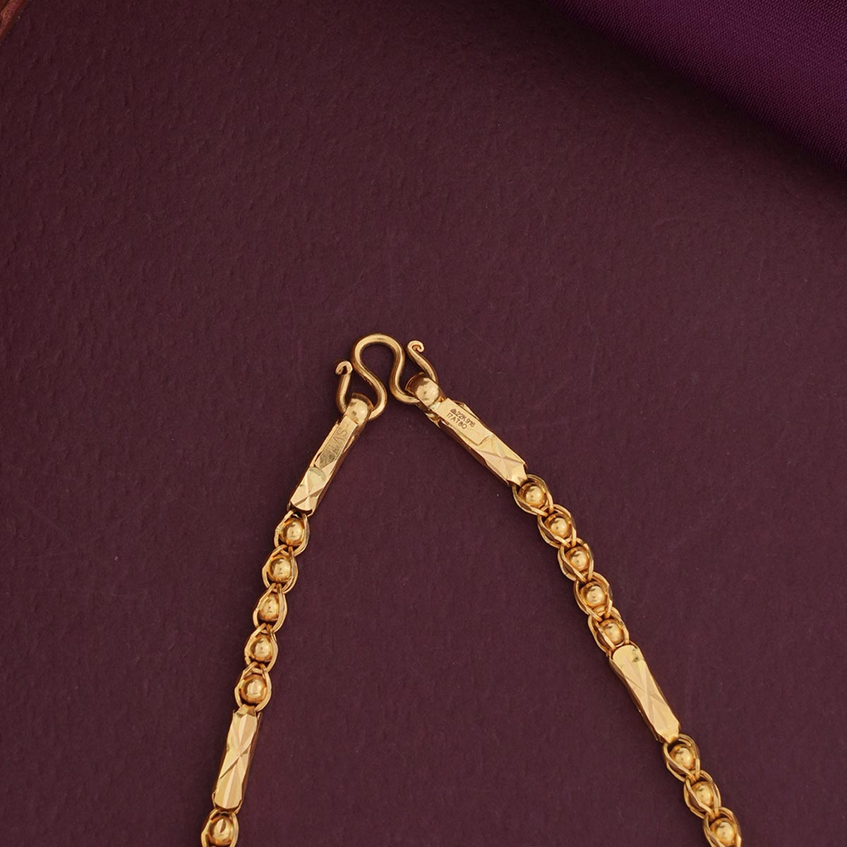 Ashikha Gold Chain