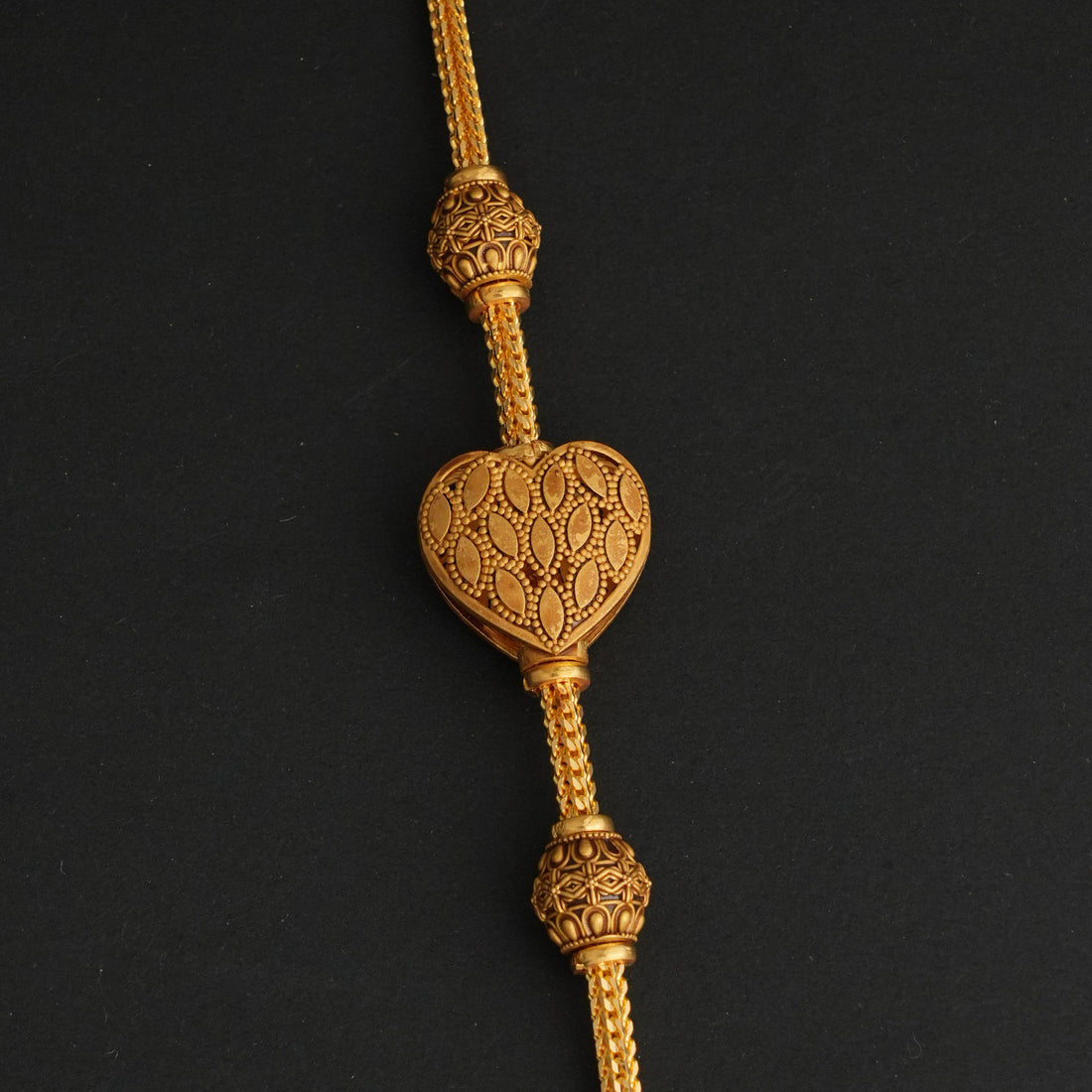 Lovable Mugappu Chain