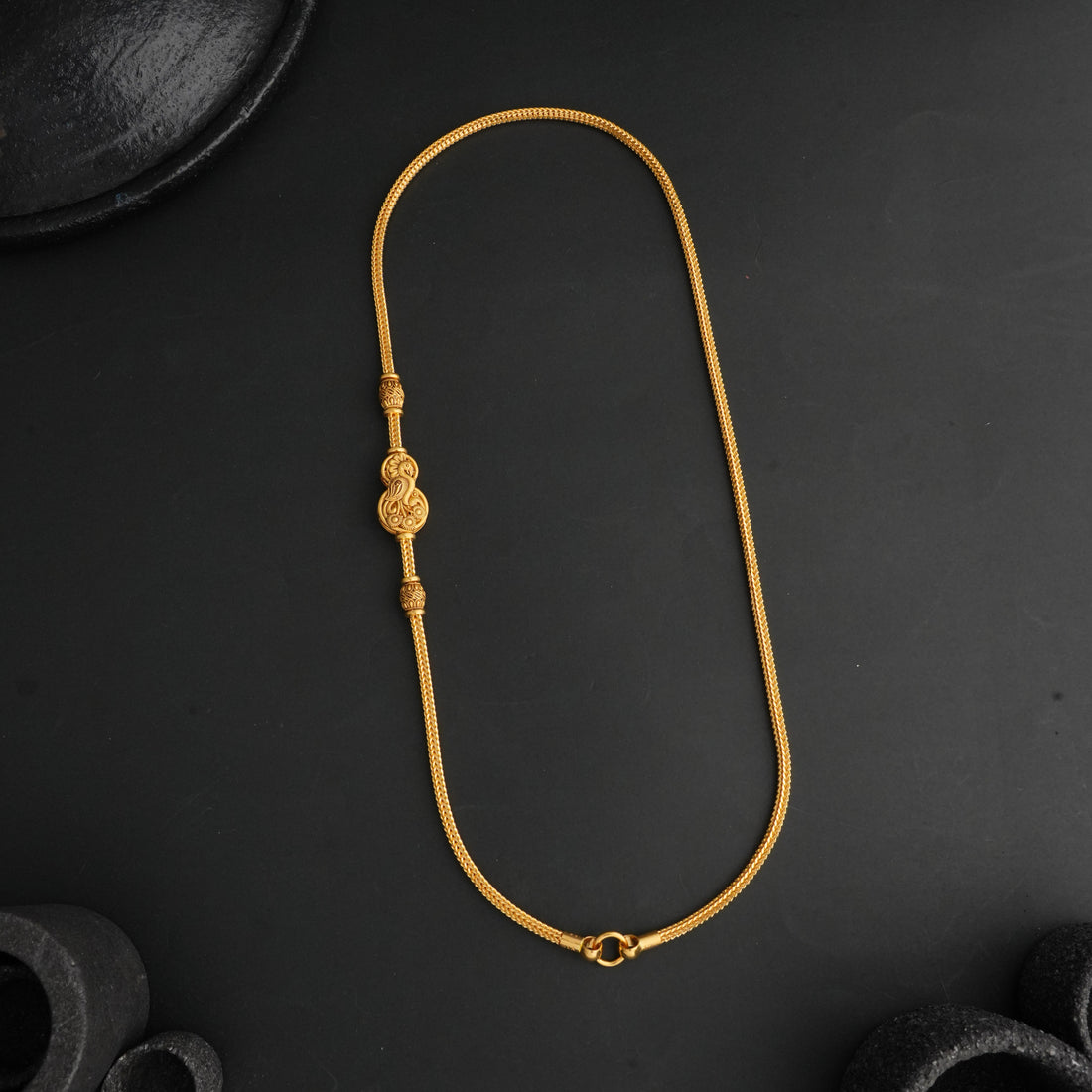 Vinthara Mugappu Chain