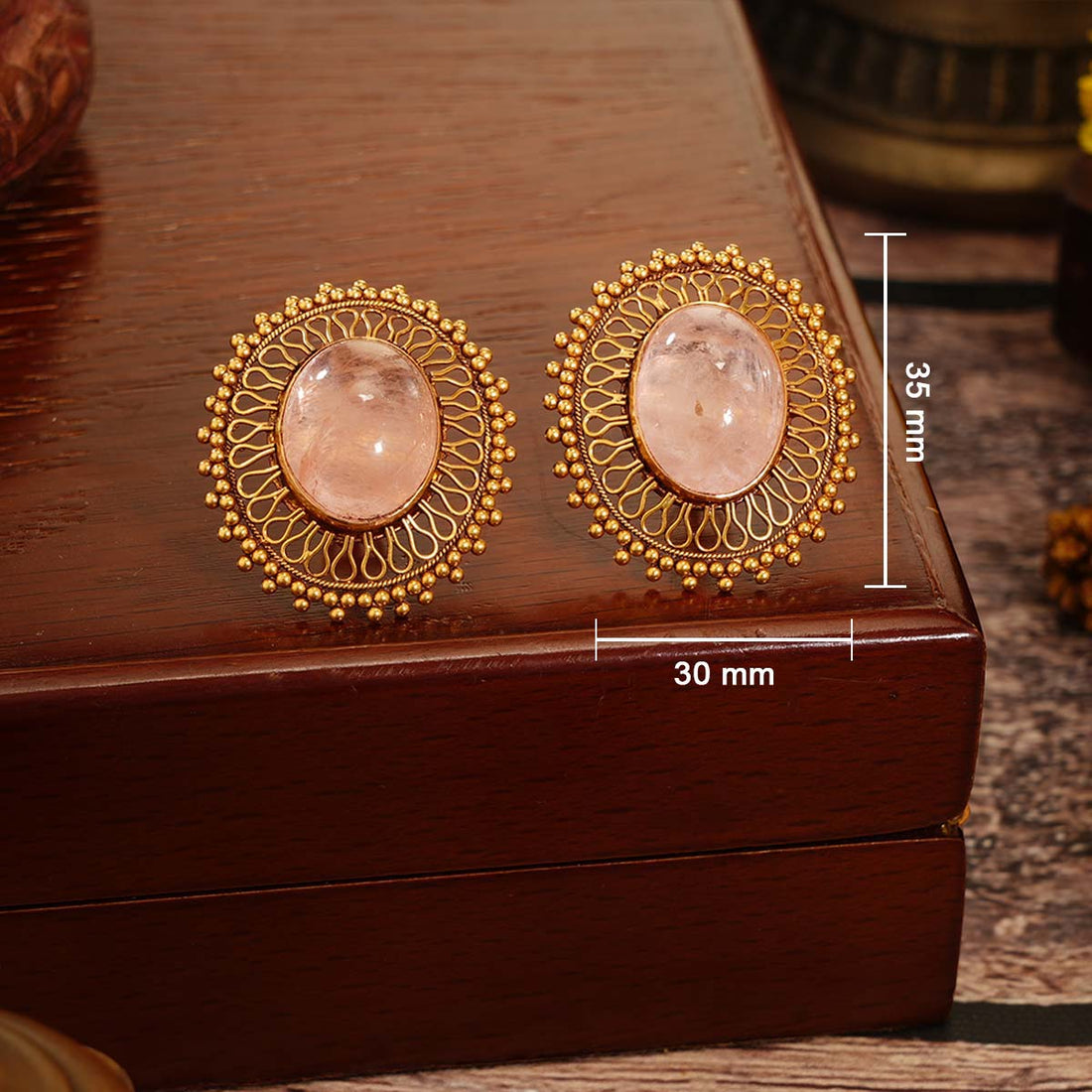 Lasliya Studs