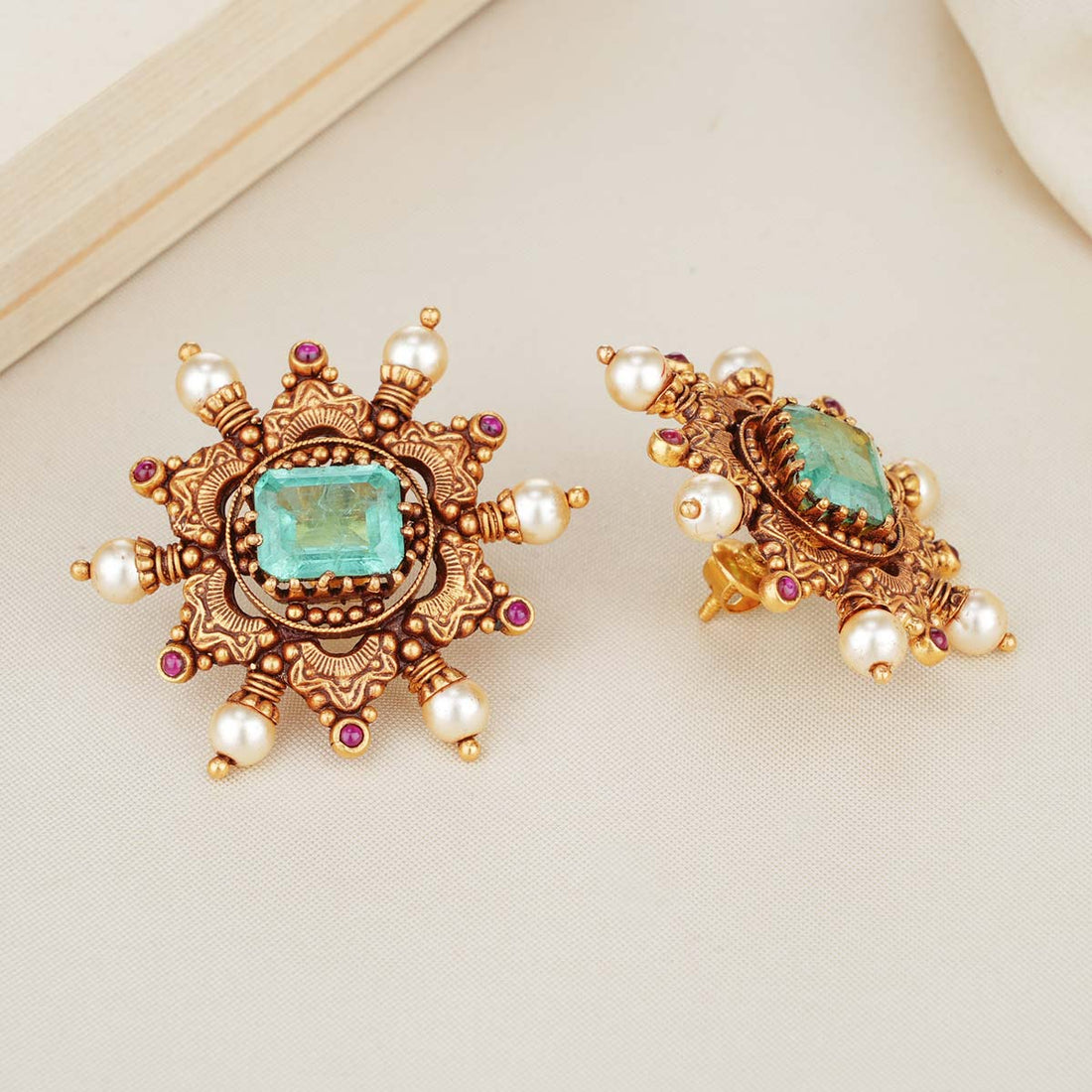 Elegance Antique Studs
