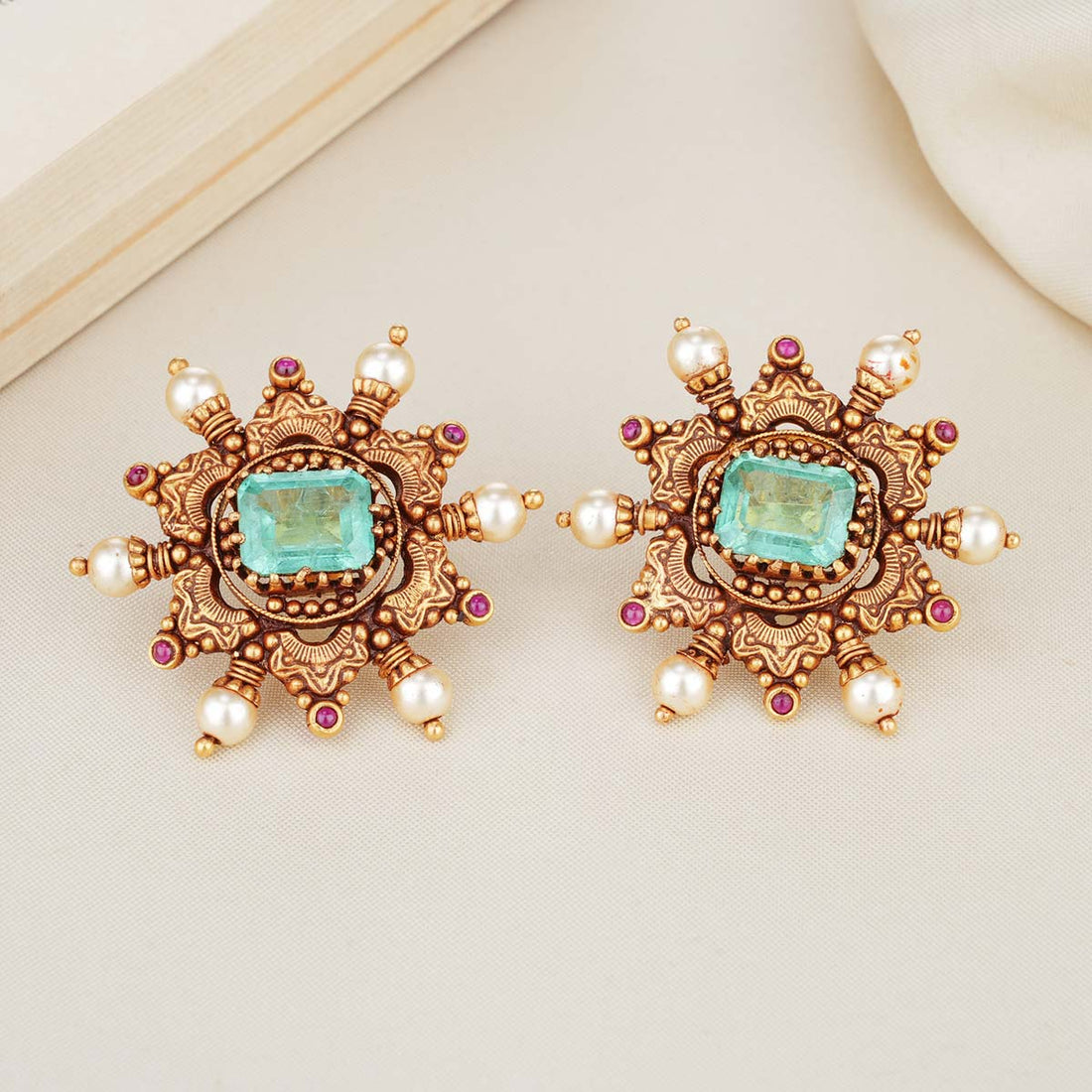 Elegance Antique Studs