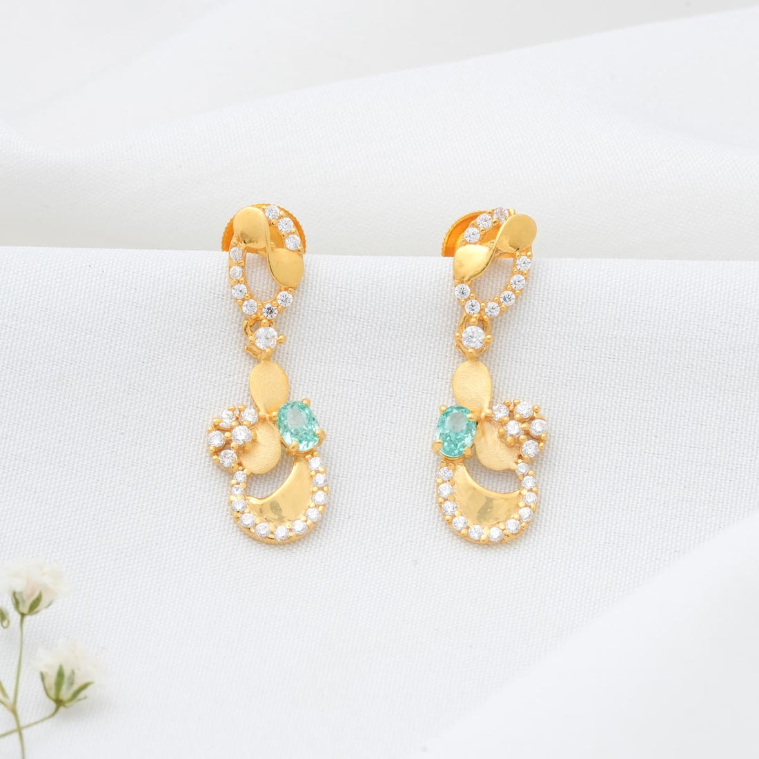 Chic &amp; Fabulous Long Earrings