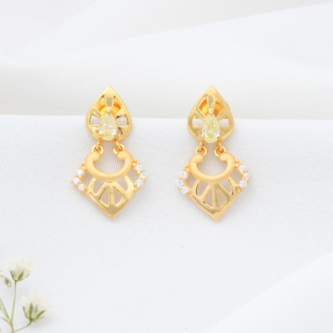 Fabulous Charm Long Earrings