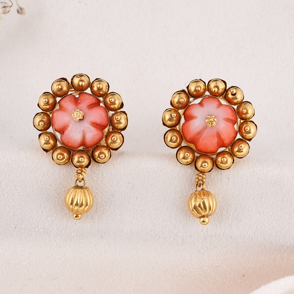 Lakshika Studs