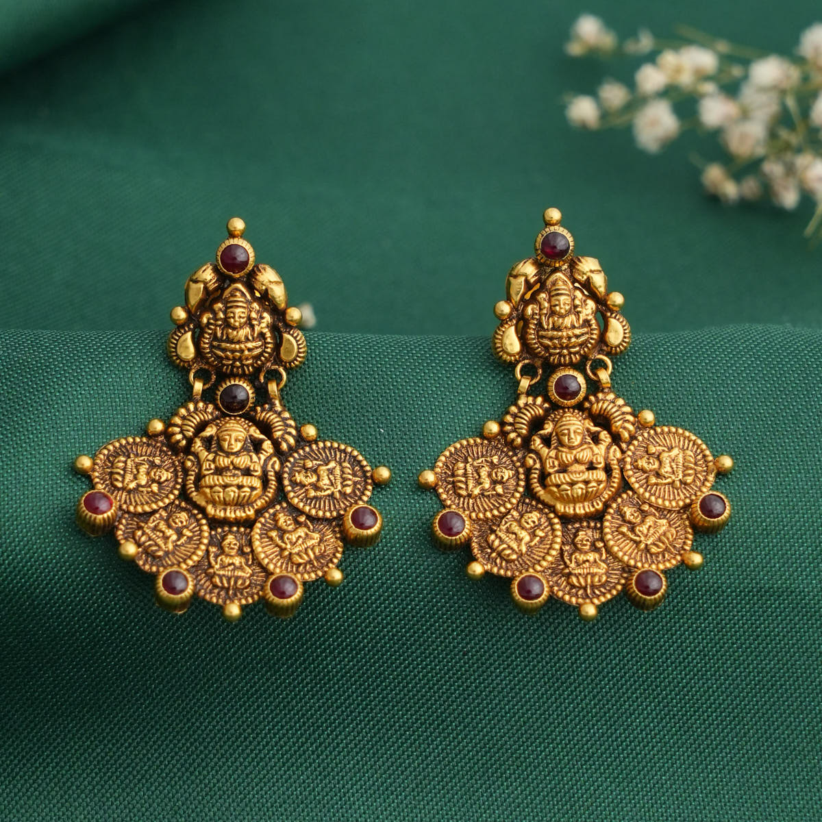 Admirable Antique Chandhubaali Earrings