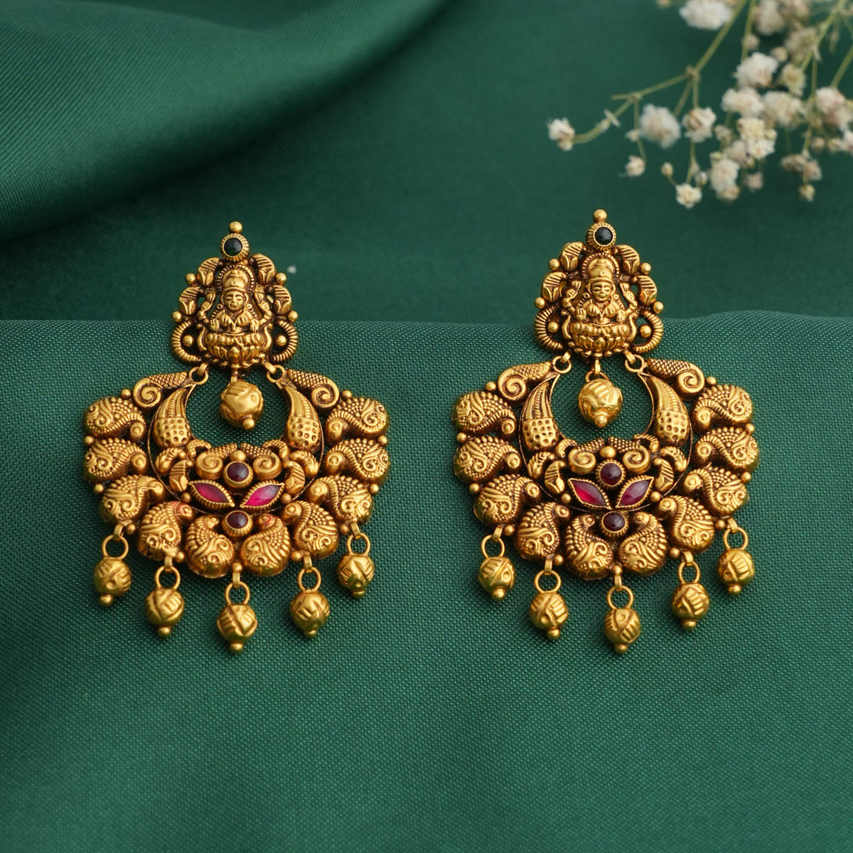Charm Antique Chandhubaali Earrings