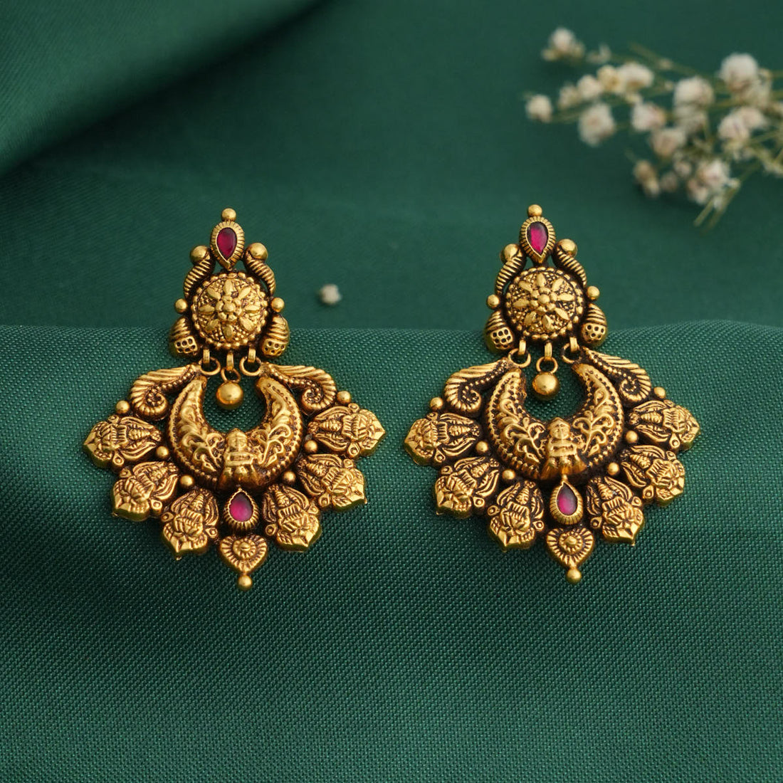 Classic Antique Chandhubaali Earrings