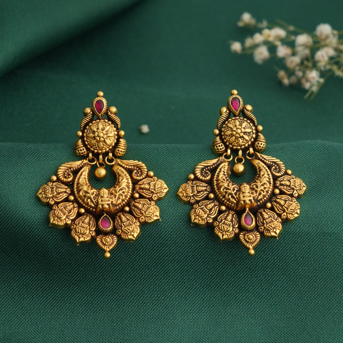 Classic Antique Chandhubaali Earrings