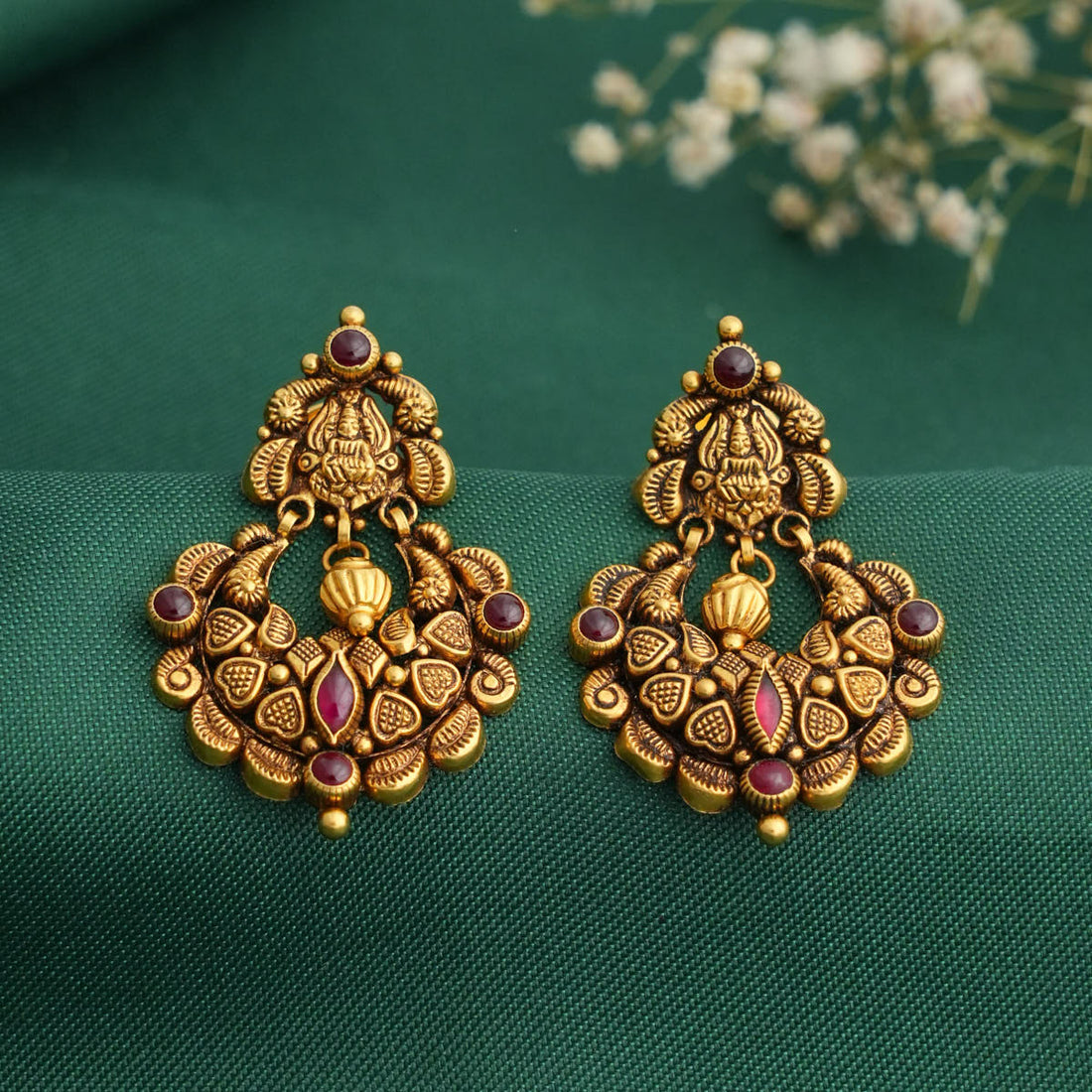 Hansitha Antique Chandhubaali Earrings