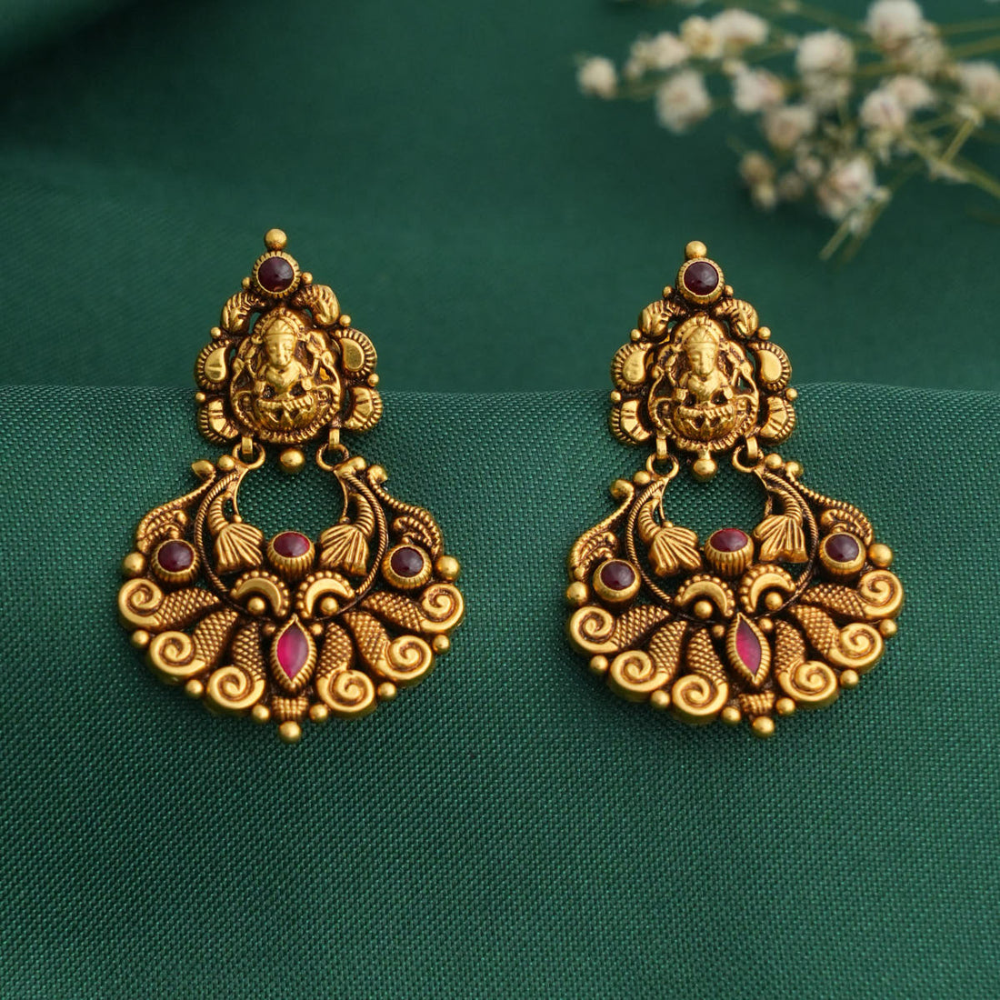Nishikaa Antique Chandhubaali Earrings