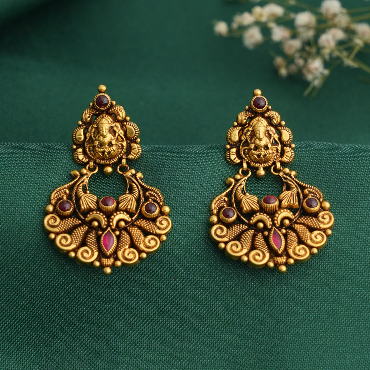 Nishikaa Antique Chandhubaali Earrings
