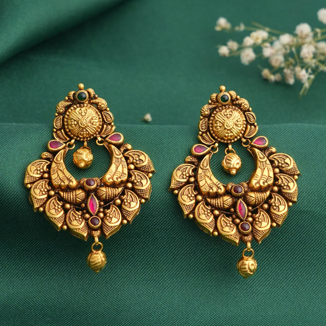 Uthisha Antique Chandhubaali Earrings