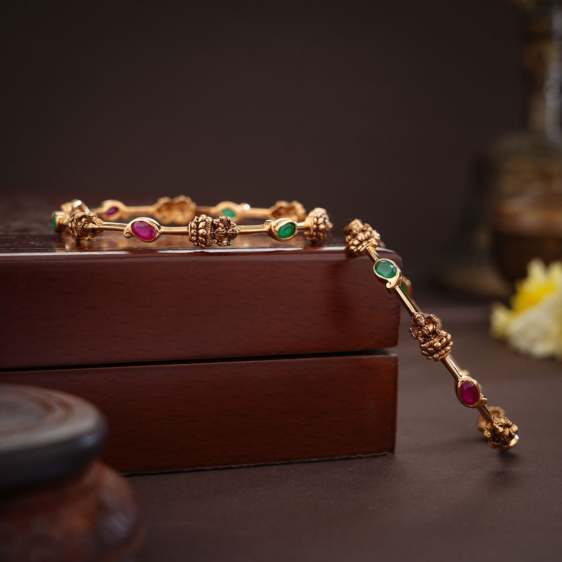 Swashi Gold Bangles