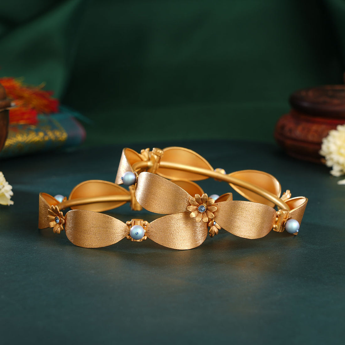Nivya Antique Bangles