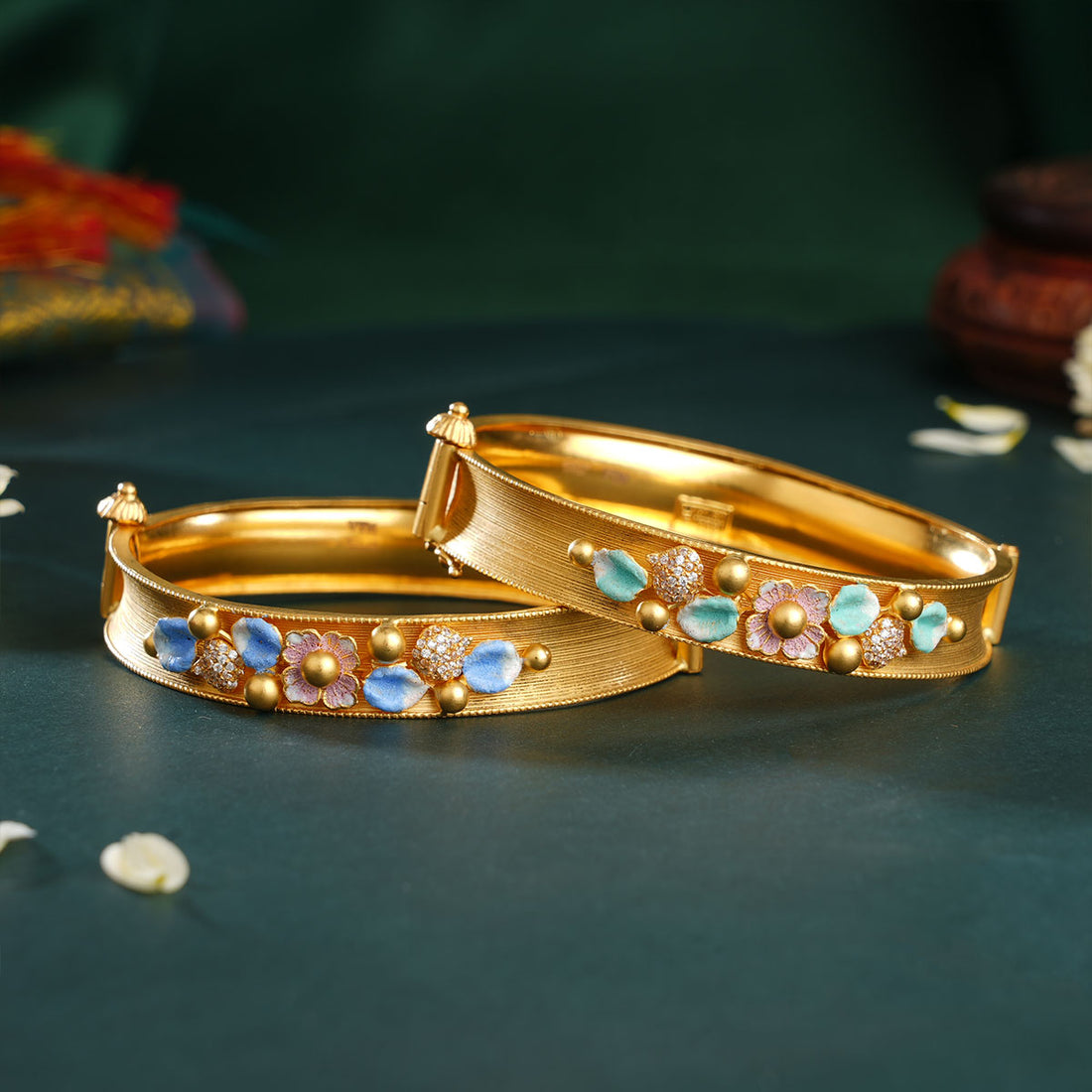 Dhanvikha Antique Bangles