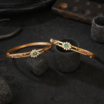Mahisha Green Antique Bangles