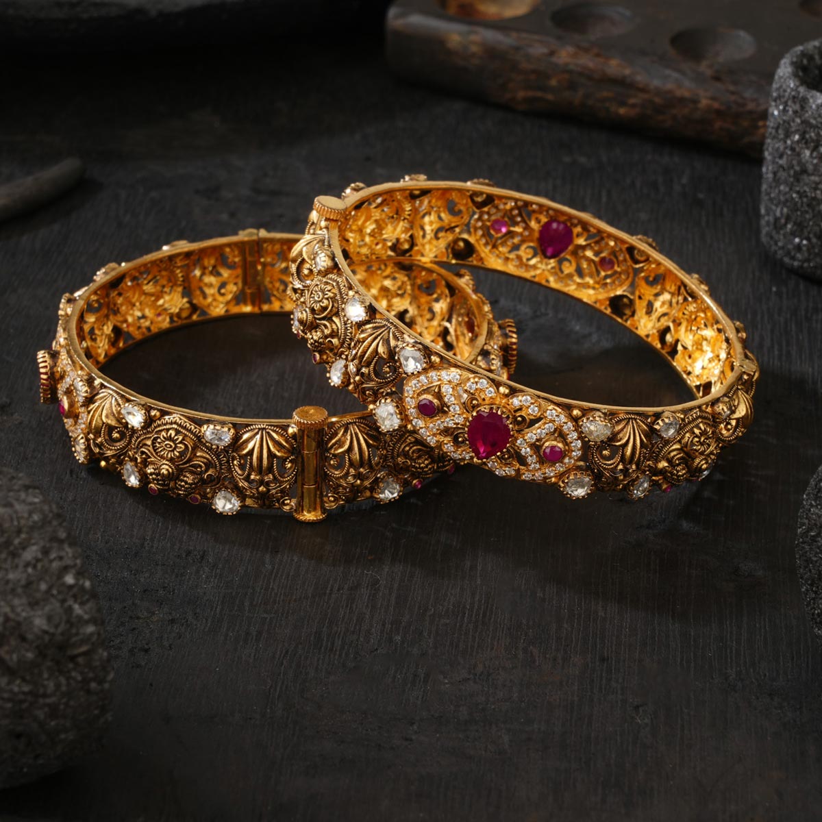 Yashwini Antique Bangles