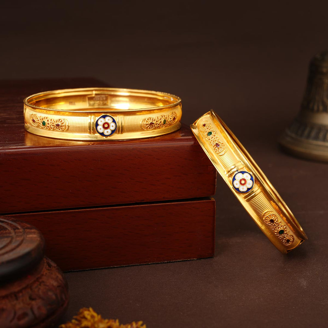 Cutie floral Gold Bangles