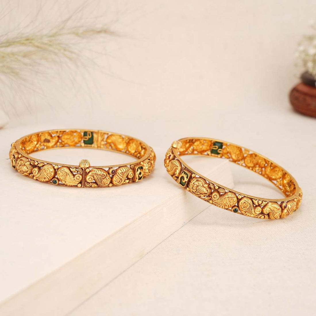 Lavina Antique Bangles