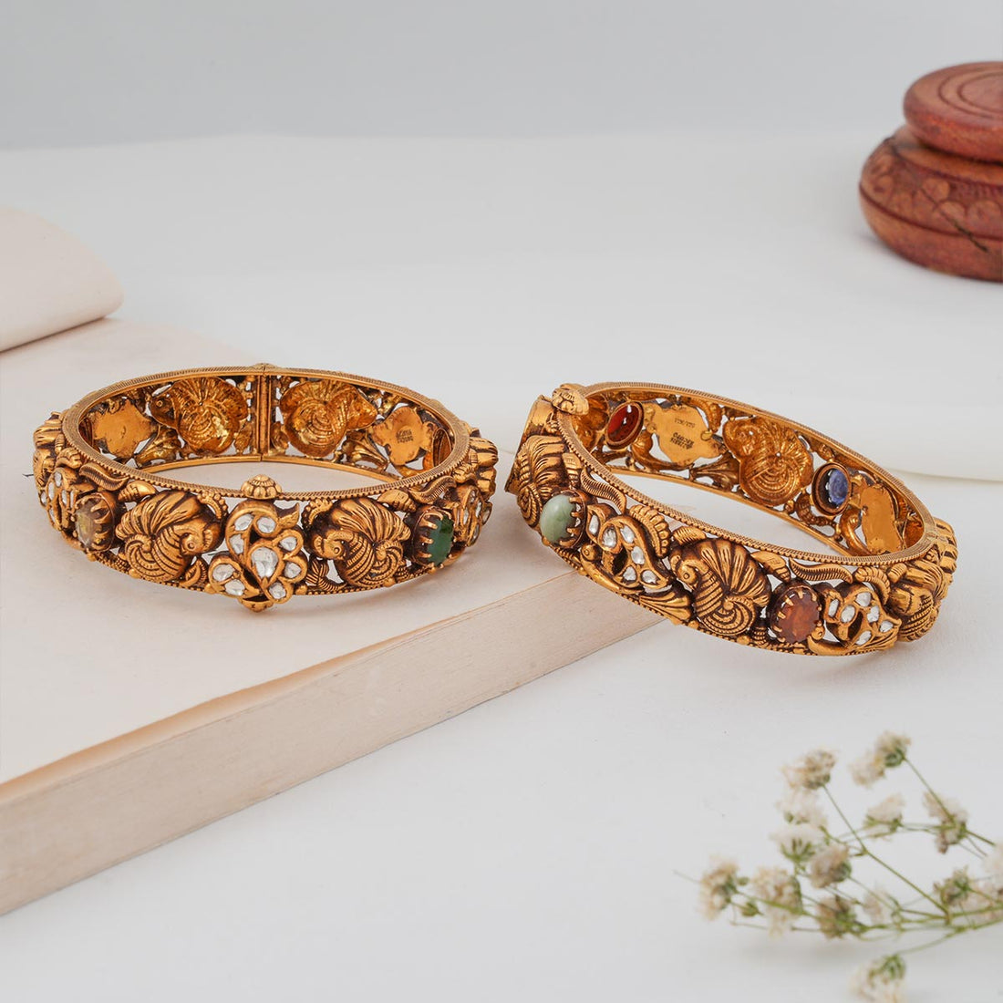 Grandeur Antique Nagas Bangles