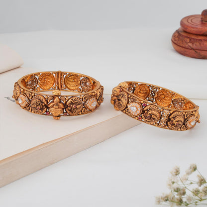 Anushika Antique Bangles