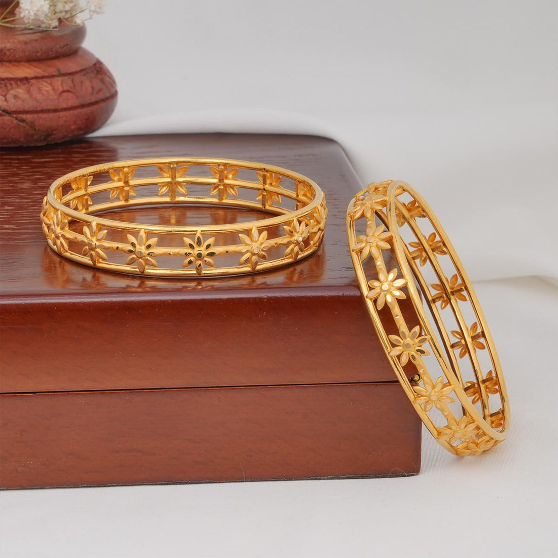 Preethika Gold Bangles