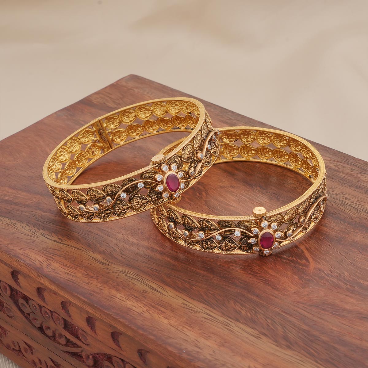 Shivani Pair Bangles