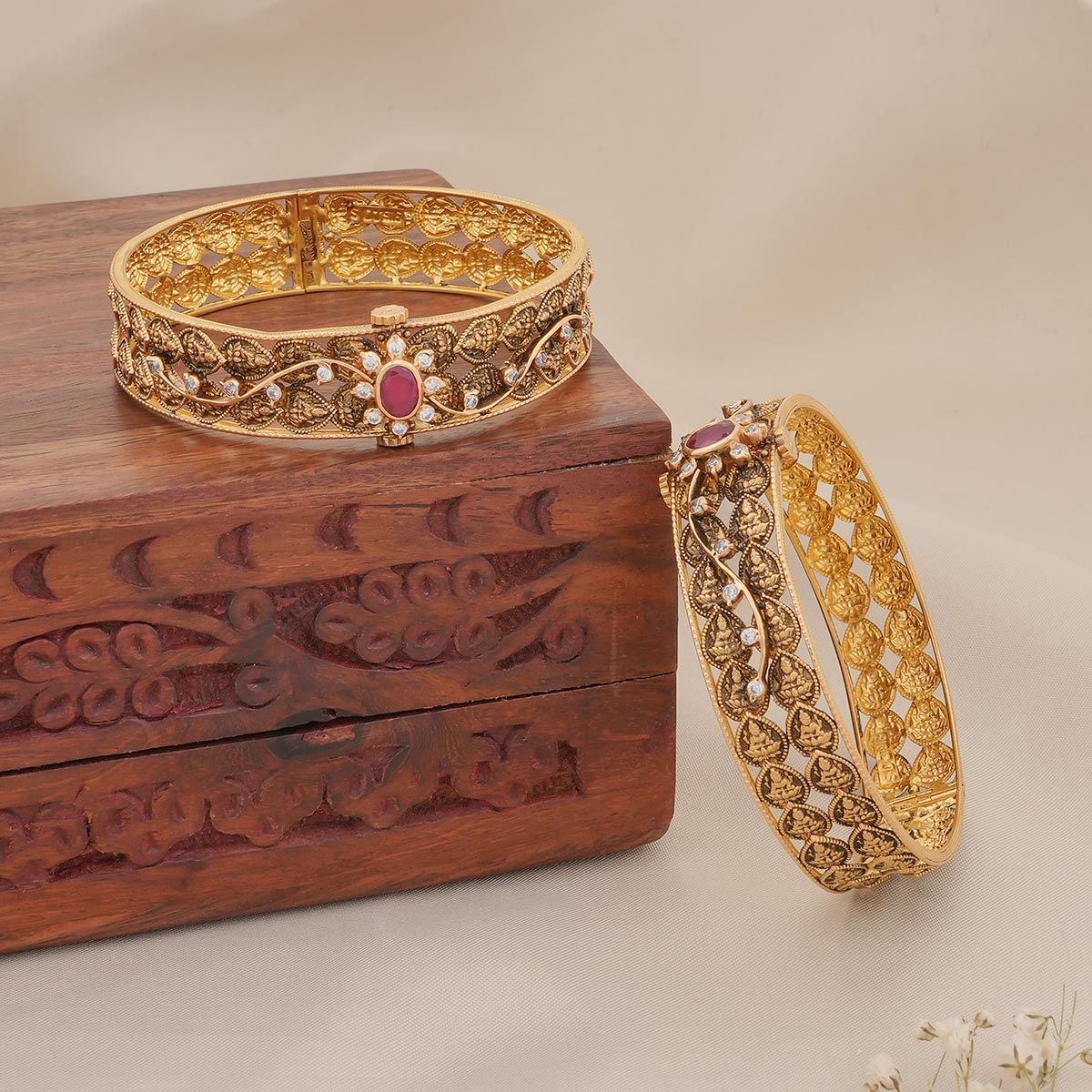 Shivani Pair Bangles
