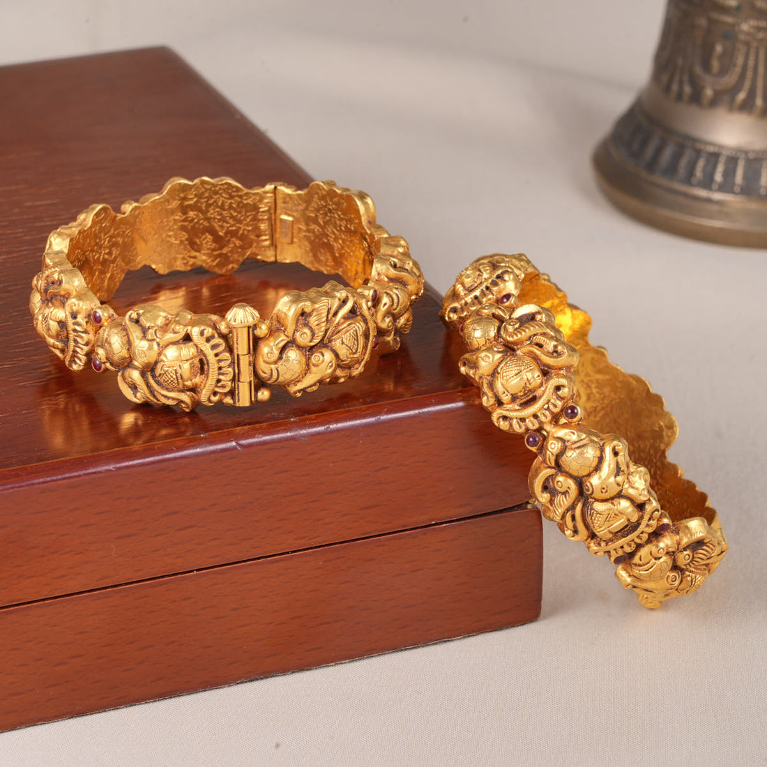 Lakitha Antique Pair Bangles